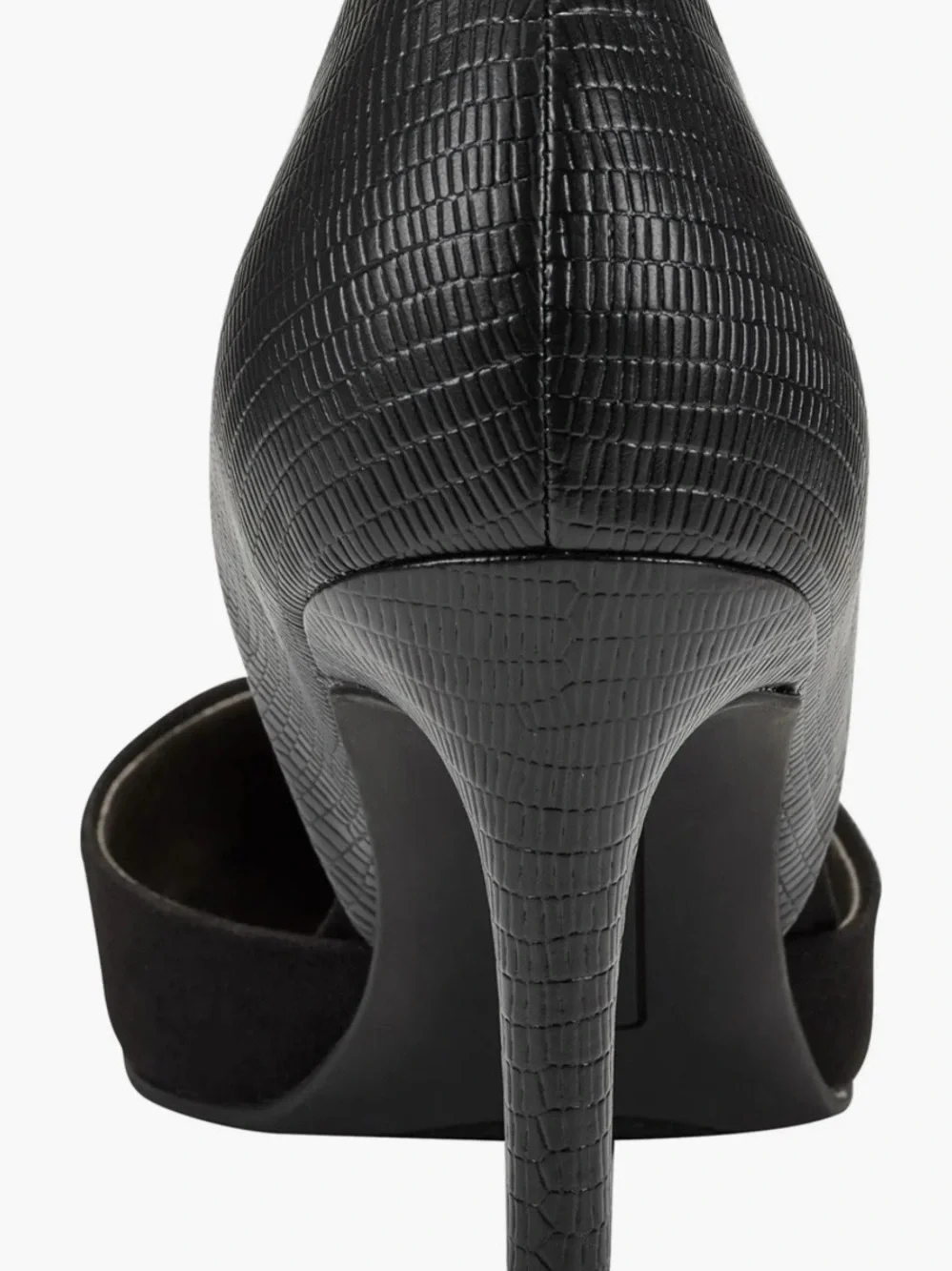Bandolino Grenow D'Orsay Pump
